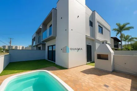 Casa com 3 Quartos à venda, 226m² no Itacorubi, Florianópolis