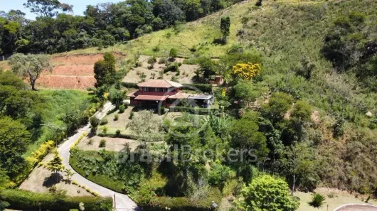 Casa de Condomínio com 3 Quartos à venda, 450m² no Samambaia, Petrópolis