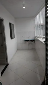Casa com 2 Quartos para alugar, 100m² no Nova Vitória, Camaçari