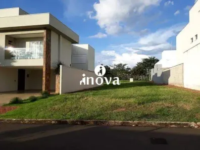 Lote/Terreno à venda, 300m² no Estância dos Ipês, Uberaba