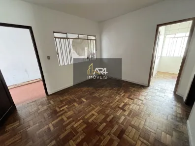 Casa com 1 Quarto para alugar, 47m² no Cajuru, Curitiba