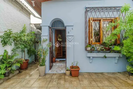 Casa com 2 Quartos à venda, 94m² no Santana, Porto Alegre