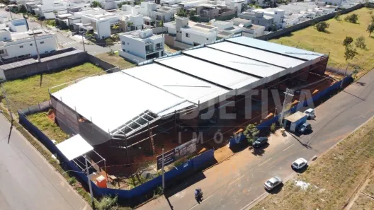 Ponto Comercial para alugar, 519m² no Laranjeiras, Uberlândia
