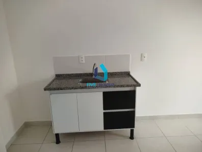 Apartamento com 2 Quartos para alugar, 32m² no Jardim Celeste, São Paulo