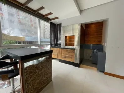 Apartamento com 2 Quartos à venda, 133m² no Centro, Florianópolis