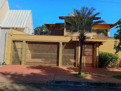 Sobrado com 4 Quartos à venda, 350m² no Setor Jaó, Goiânia