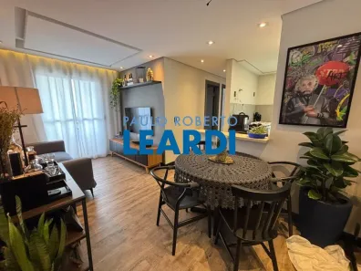 Apartamento com 2 Quartos à venda, 48m² no Vila da Oportunidade, Carapicuíba