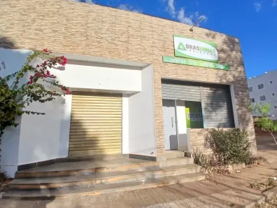 Ponto Comercial para alugar, 470m² no Augusta Mota, Montes Claros