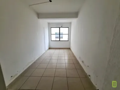 Sala Comercial para alugar, 32m² no Centro, Santo André