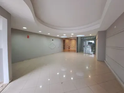 Ponto Comercial para alugar, 750m² no Chácara Girassol, Americana