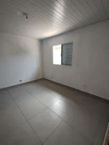 Casa com 1 Quarto para alugar, 25m² no Parque Peruche, São Paulo