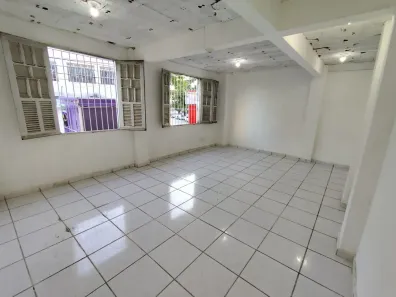 Imóvel Comercial com 2 Quartos para alugar, 77m² no Centro, Itaboraí
