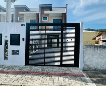 Sobrado com 2 Quartos à venda, 98m² no Armação, Penha