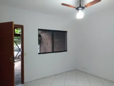 Casa com 2 Quartos à venda, 150m² no Jardim América, Taubaté