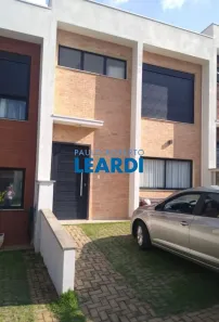 Casa de Condomínio com 3 Quartos para alugar, 140m² no Chácaras Silvania, Valinhos
