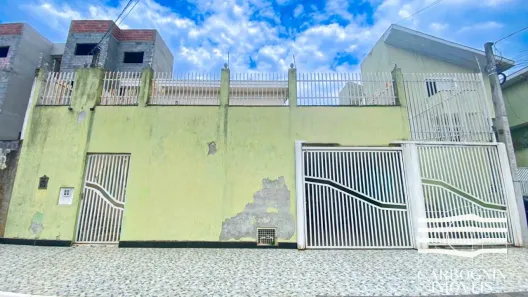 Sobrado com 3 Quartos à venda, 178m² no Parque Residencial Santo André, Caçapava