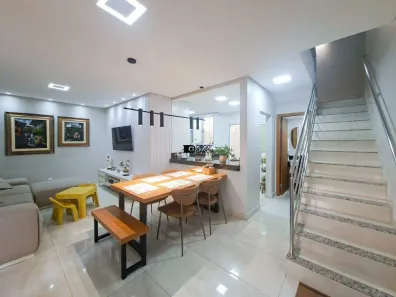 Casa com 4 Quartos à venda, 230m² no Camilo Alves, Contagem