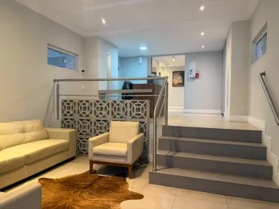 Apartamento com 3 Quartos para alugar, 117m² no Centro, Balneário Camboriú