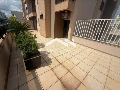 Apartamento com 3 Quartos para alugar, 197m² no Osvaldo Rezende, Uberlândia