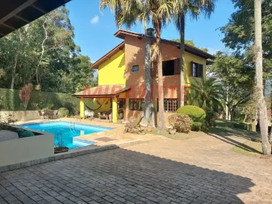 Casa de Condomínio com 3 Quartos à venda, 272m² no Cumbari, Mairiporã