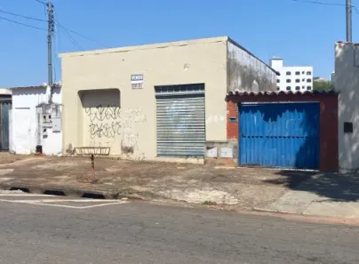 Casa com 2 Quartos à venda, 200m² no Setor Leste Universitário, Goiânia