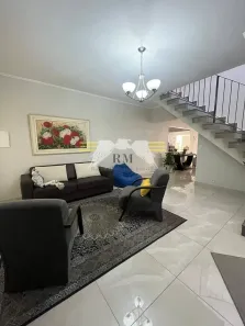 Sobrado com 3 Quartos à venda, 166m² no Jardim Piqueroby, São Paulo