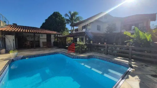 Casa com 3 Quartos à venda, 313m² no Itaipu, Niterói