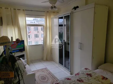 Kitnet com 1 Quarto à venda, 32m² no Flamengo, Rio de Janeiro