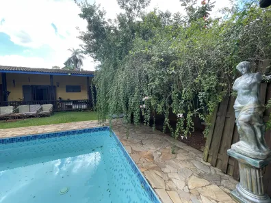 Fazenda/Sítio com 3 Quartos à venda, 474m² no Residencial Burato, Campinas