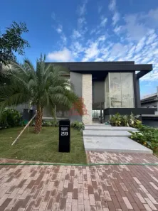 Casa com 4 Quartos à venda, 550m² no Granja Viana, Carapicuíba