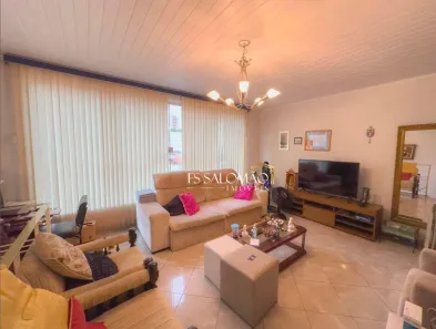 Casa com 3 Quartos à venda, 184m² no Vila Ipojuca, São Paulo