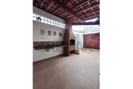 Casa de Condomínio com 3 Quartos para alugar, 100m² no Eugênio de Mello, São José dos Campos