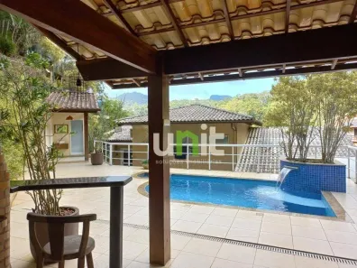 Casa de Condomínio com 4 Quartos à venda, 350m² no Badu, Niterói