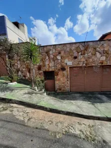 Casa com 3 Quartos à venda, 220m² no Vila Cloris, Belo Horizonte