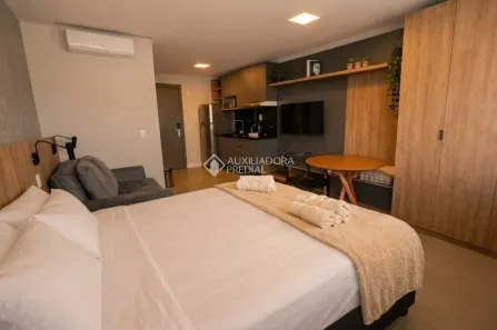 Apartamento com 1 Quarto para alugar, 29m² no Boa Vista, Porto Alegre