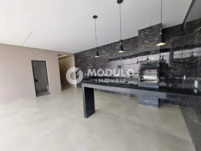 Casa com 3 Quartos à venda, 235m² no Cidade Jardim, Uberlândia