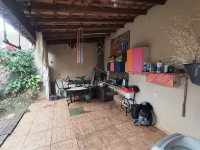 Casa com 3 Quartos à venda, 160m² no Jardim Ângelo Jurca, Ribeirão Preto