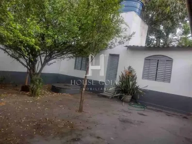 Imóvel Comercial com 3 Quartos à venda, 200m² no Garavelo Residencial Park, Aparecida de Goiânia