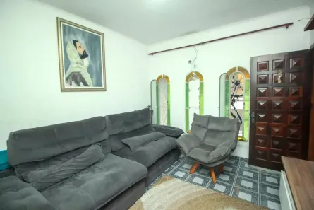 Casa com 2 Quartos à venda, 125m² no Jardim Santo André, Santo André
