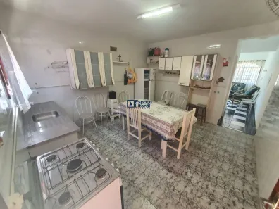 Casa com 2 Quartos à venda, 84m² no Jardim Bela Vista, Caraguatatuba