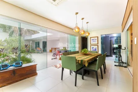 Casa de Condomínio com 6 Quartos à venda, 360m² no Zoobotânico, Teresina