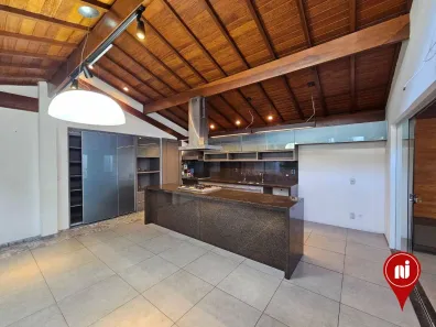 Casa de Condomínio com 3 Quartos à venda, 234m² no Buritis, Belo Horizonte