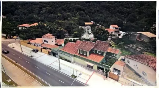 Casa com 7 Quartos à venda, 450m² no Piratininga, Niterói