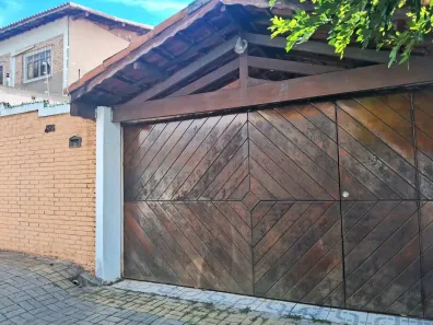 Casa com 3 Quartos à venda, 250m² no Jardim Ismênia, São José dos Campos