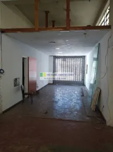 Galpão/Depósito/Armazém à venda, 300m² no Jardim da Glória, São Paulo
