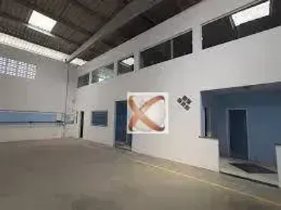 Galpão/Depósito/Armazém para alugar, 527m² no Centro, Camaçari
