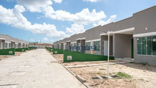 Casa de Condomínio com 2 Quartos à venda, 60m² no Curicaca, Caucaia