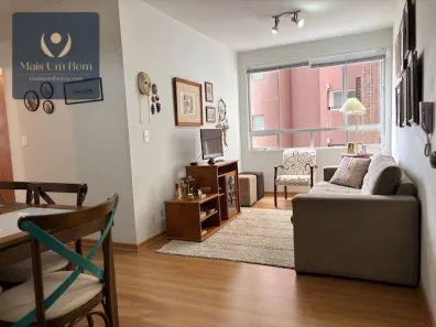 Apartamento com 2 Quartos à venda, 57m² no Centro, Curitiba
