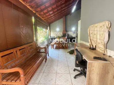 Casa com 3 Quartos à venda, 170m² no Taiaman, Uberlândia