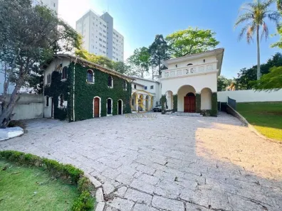 Casa com 13 Quartos à venda, 845m² no Vila Albertina, São Paulo